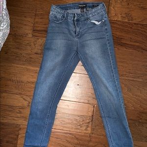 Kenneth Cole SZ 6 Jeans